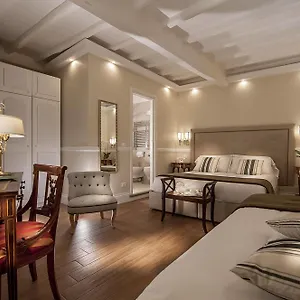 ** Bed & Breakfast La Residenza Del Sole Al Pantheon Italy