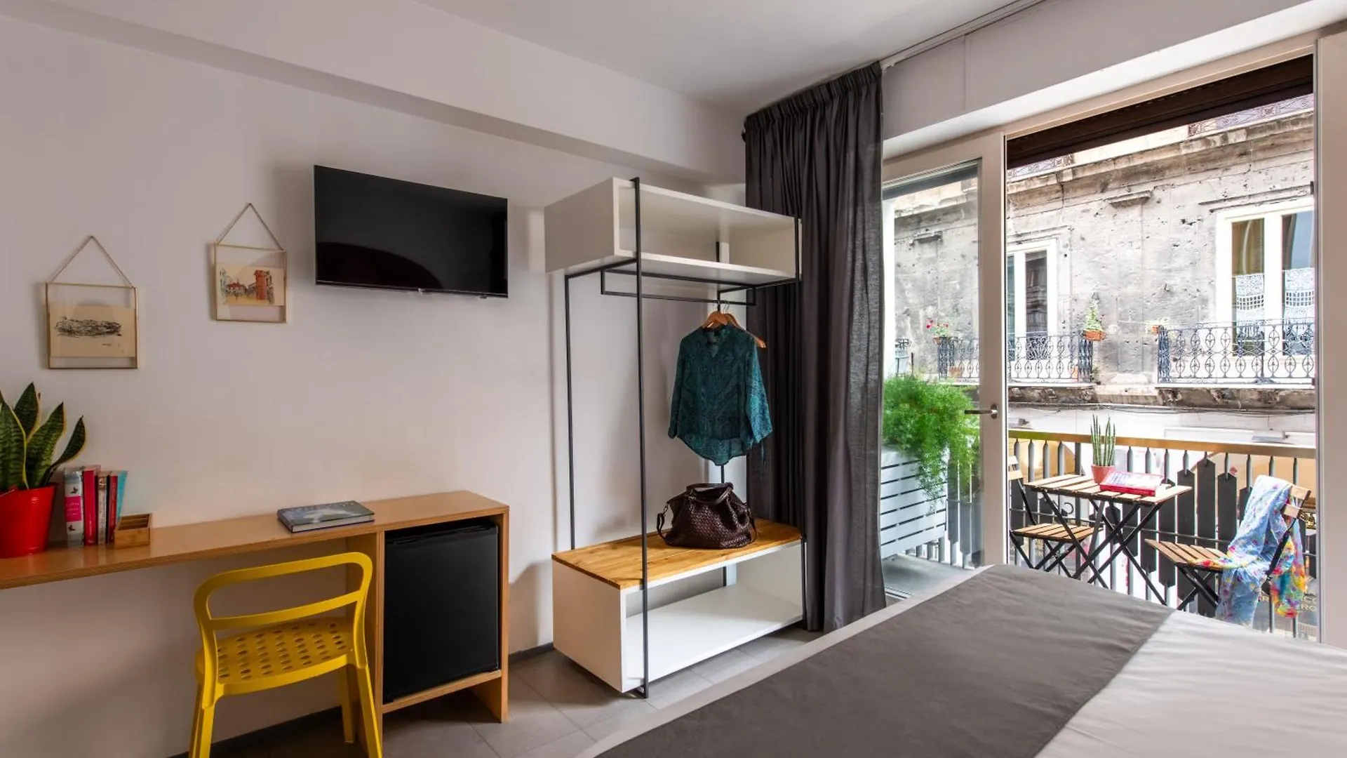 Pretoria Rooms Palermo Italy