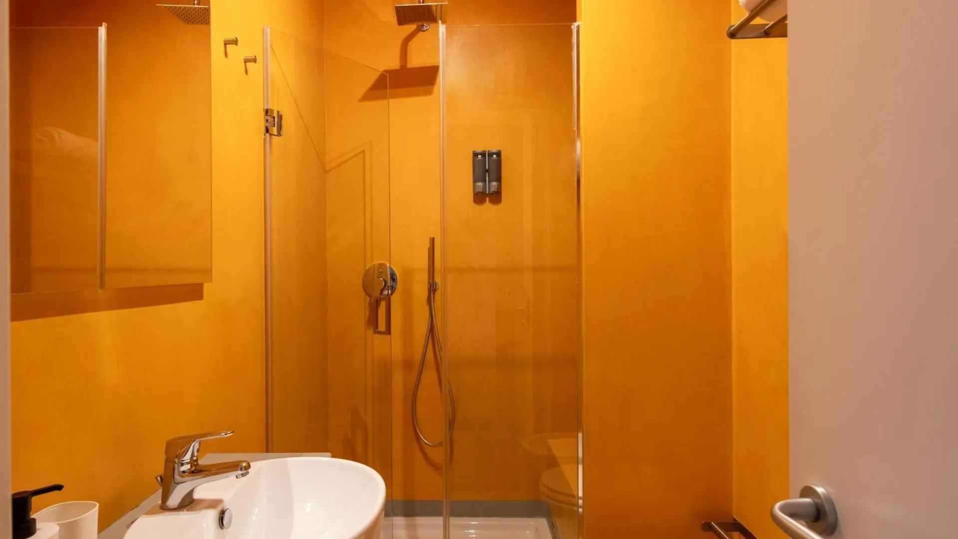 Pretoria Rooms Palermo Italy